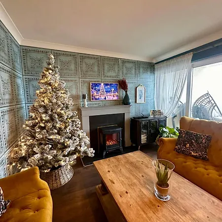 Dog-friendly Seaview