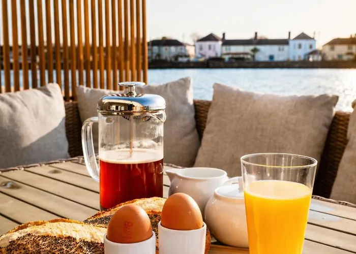 Dog-friendly Seaview Apartament